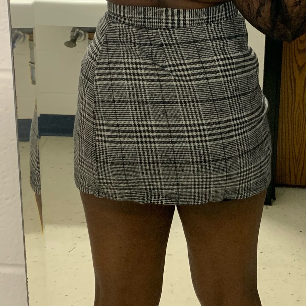 Skirt - Picture 3 of 3